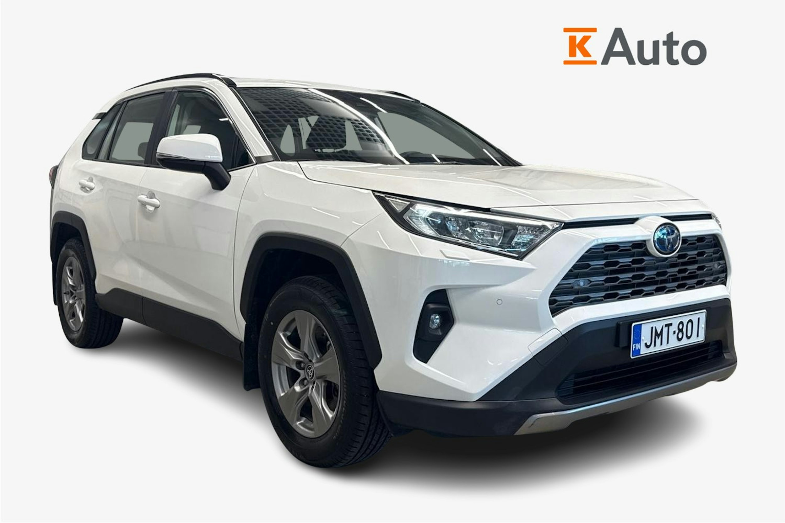 valkoinen Toyota RAV4 2022 kuva 1.