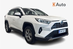 valkoinen Toyota RAV4 2022 kuva 1.