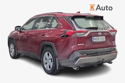 met. punainen Toyota RAV4 2022 kuva 2.