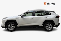 valkoinen Toyota RAV4 2022 kuva 6.