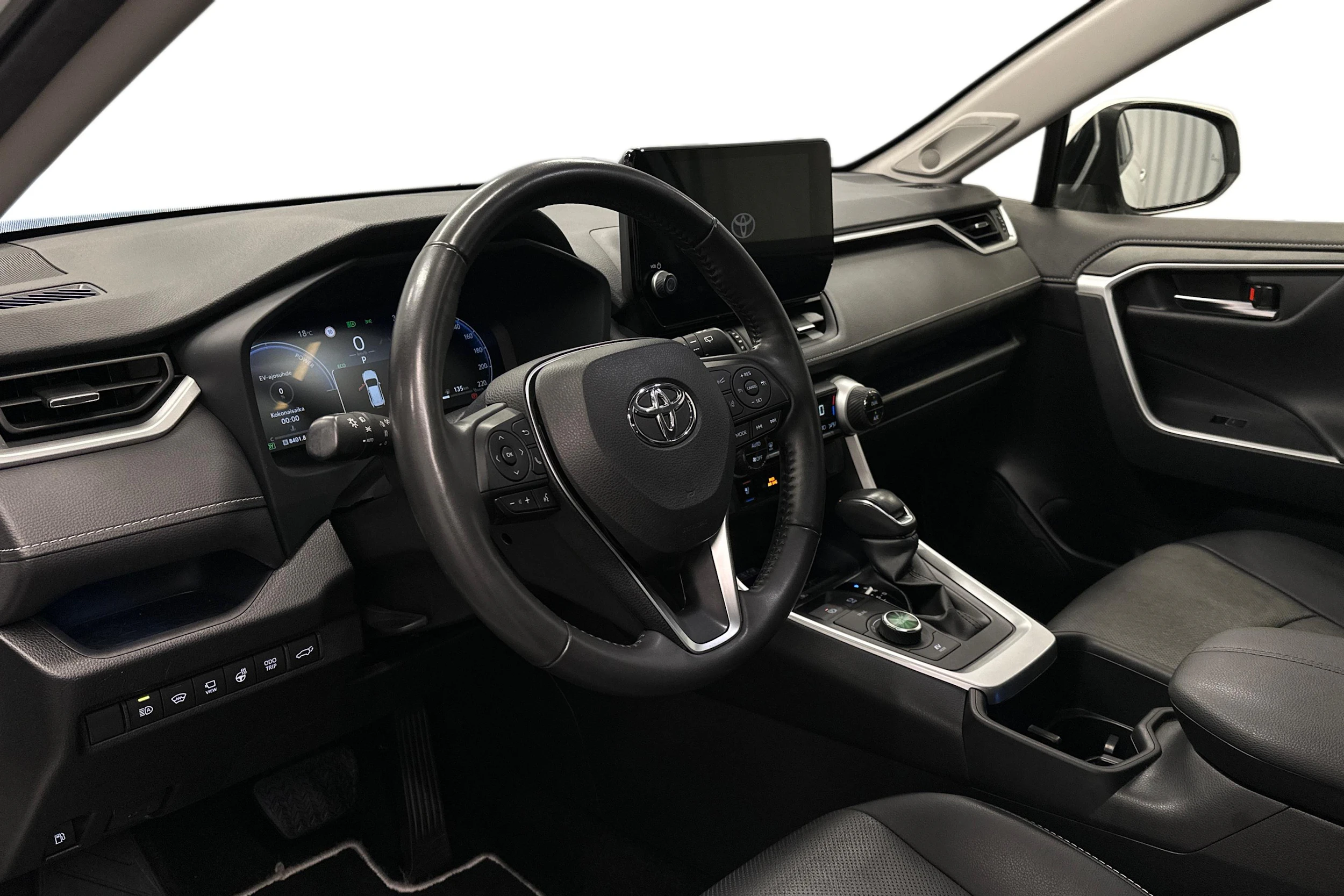 valkoinen Toyota RAV4 2023 kuva 8.