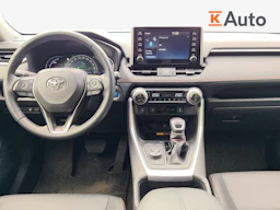 vihreä Toyota RAV4 2023 kuva 5.