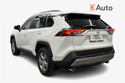 valkoinen Toyota RAV4 2023 kuva 2.
