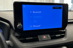 harmaa Toyota RAV4 2023 kuva 23.