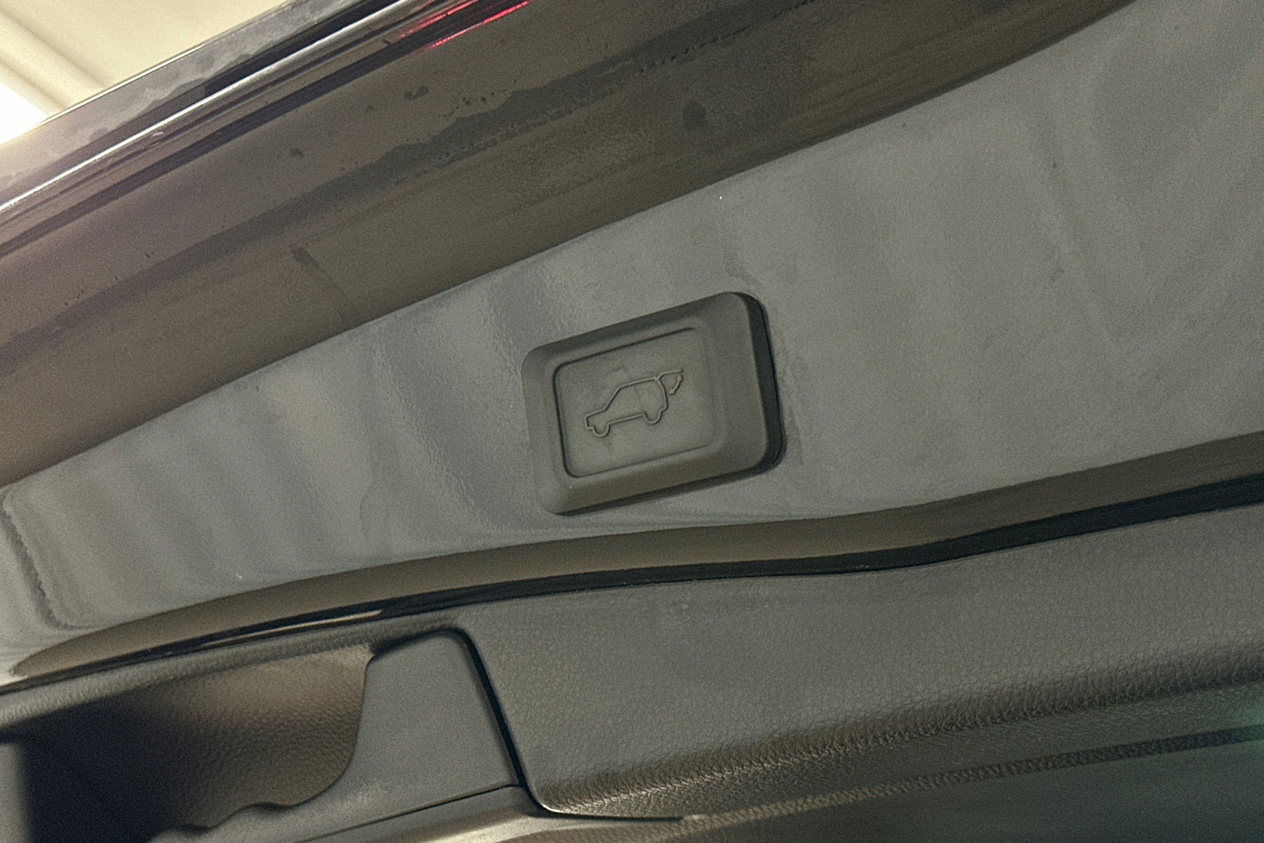 hopea Toyota RAV4 2023 kuva 15.