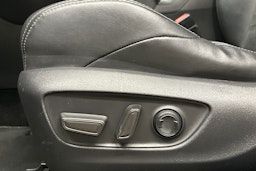 hopea Toyota RAV4 2023 kuva 17.