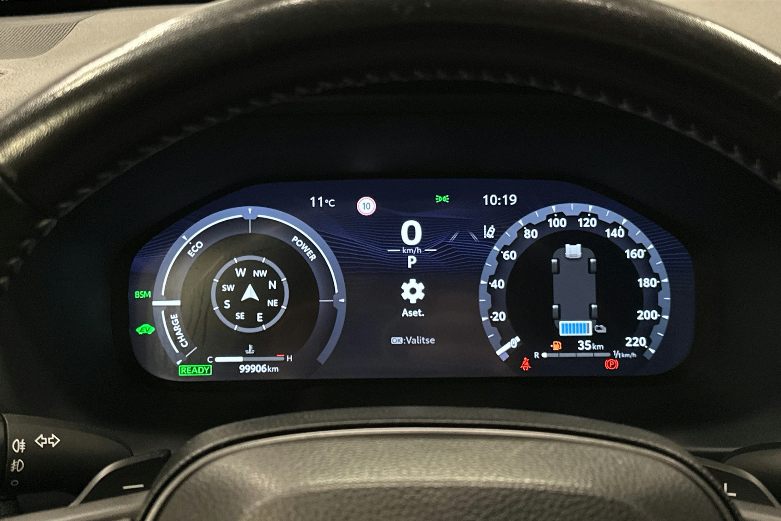 hopea Toyota RAV4 2023 kuva 26.