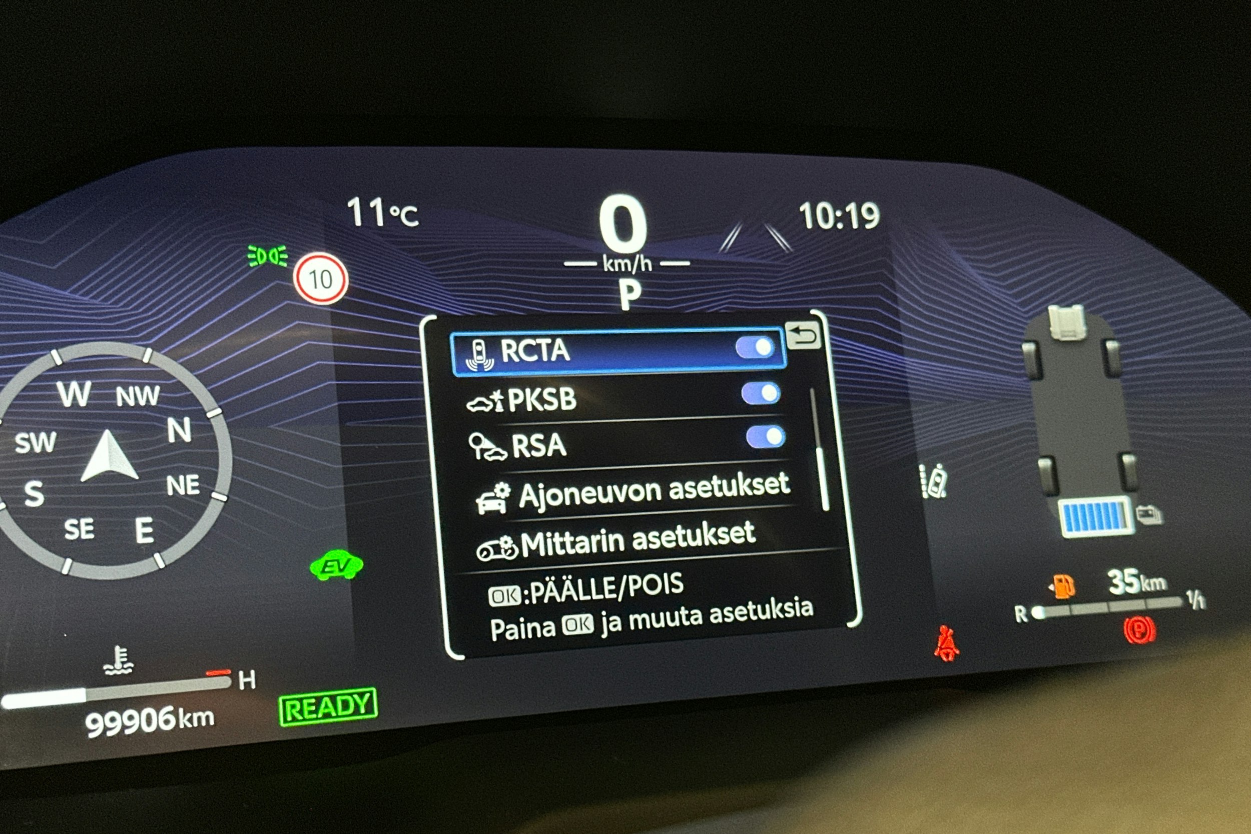 hopea Toyota RAV4 2023 kuva 28.