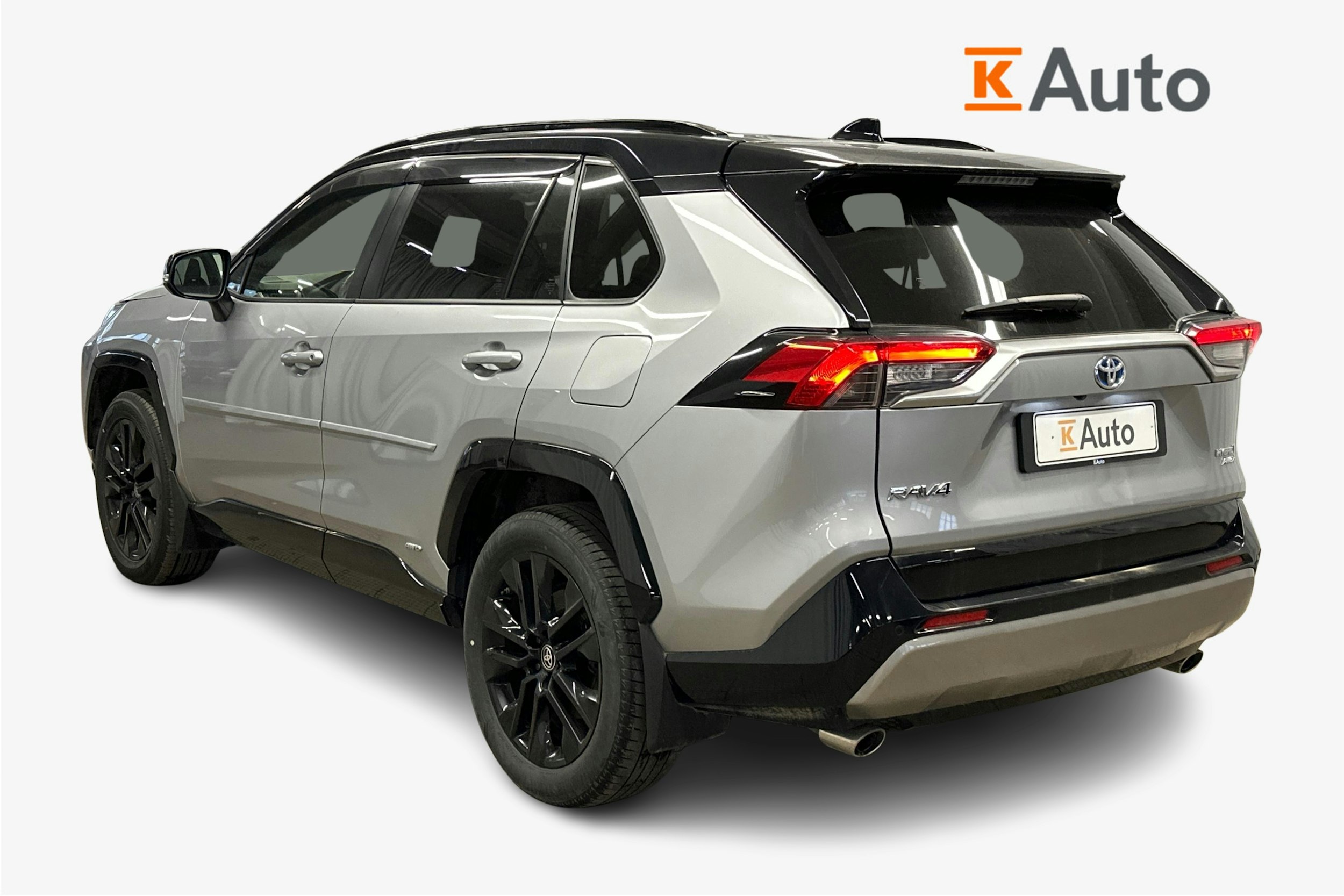 harmaa Toyota RAV4 2023 kuva 2.