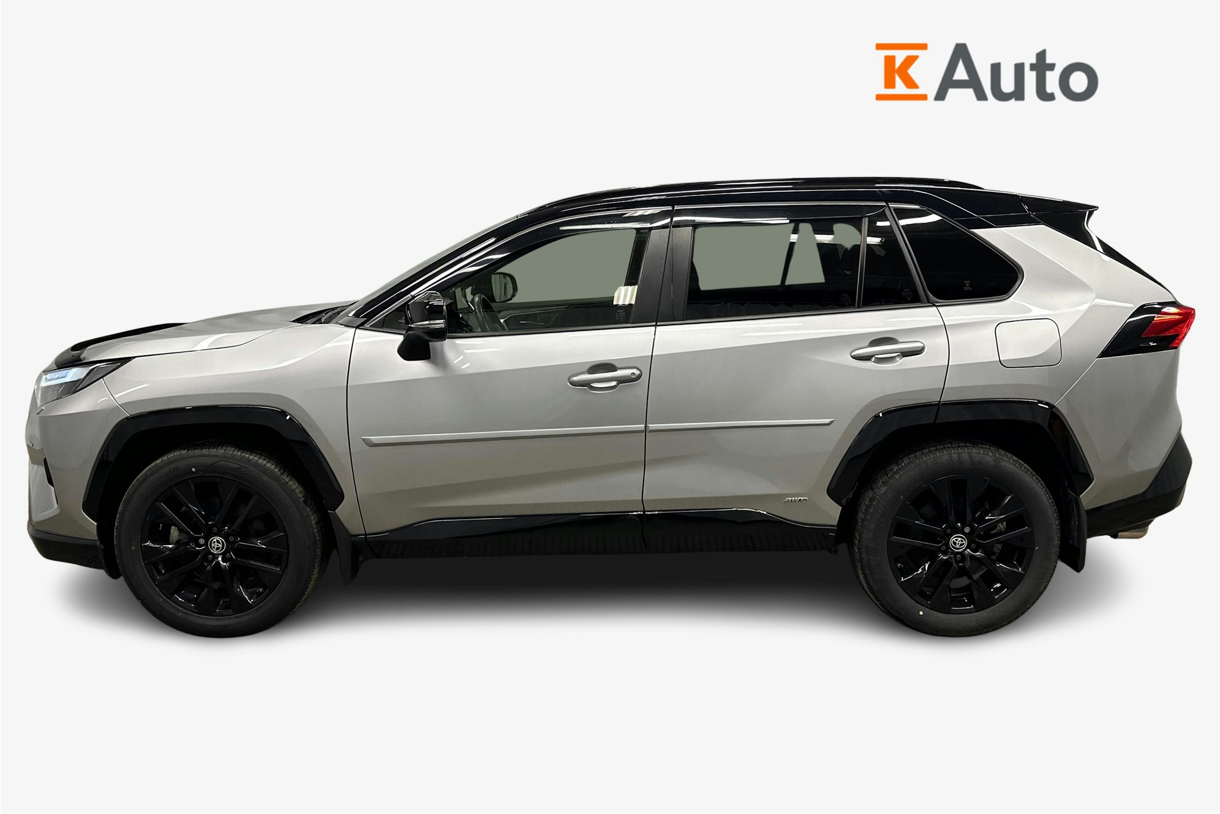 harmaa Toyota RAV4 2023 kuva 5.