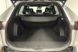 harmaa Toyota RAV4 2023 kuva 21.