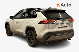 valkoinen Toyota RAV4 2023 kuva 2.