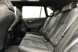 harmaa Toyota RAV4 2023 kuva 10.