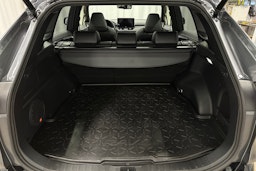 harmaa Toyota RAV4 2023 kuva 14.