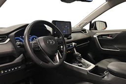 musta Toyota RAV4 2023 kuva 8.