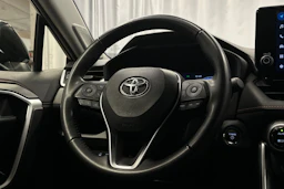 musta Toyota RAV4 2023 kuva 19.