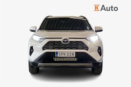 Valkoinen Toyota RAV4 2023 kuva 5.