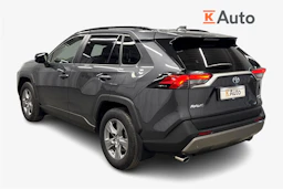harmaa Toyota RAV4 2024 kuva 3.