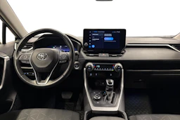 harmaa Toyota RAV4 2024 kuva 9.