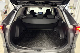 harmaa Toyota RAV4 2024 kuva 24.