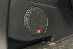 harmaa Toyota RAV4 2024 kuva 17.