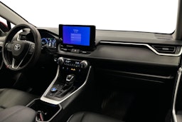 punainen Toyota RAV4 2024 kuva 7.