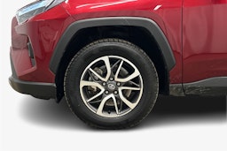 punainen Toyota RAV4 2024 kuva 9.