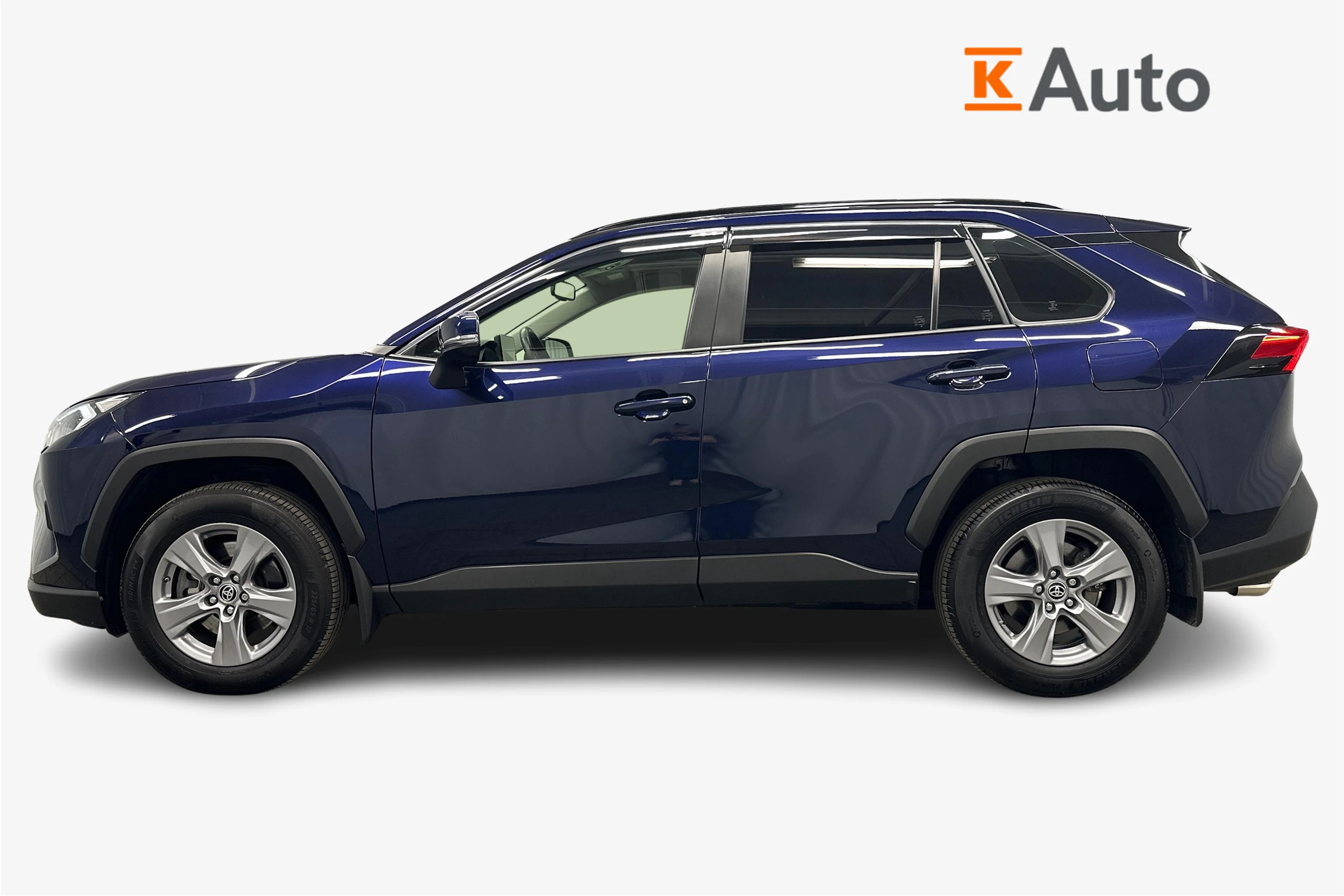 Toyota RAV4 2024 kuva 5.