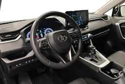 Toyota RAV4 2024 kuva 6.