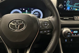 Toyota RAV4 2024 kuva 12.