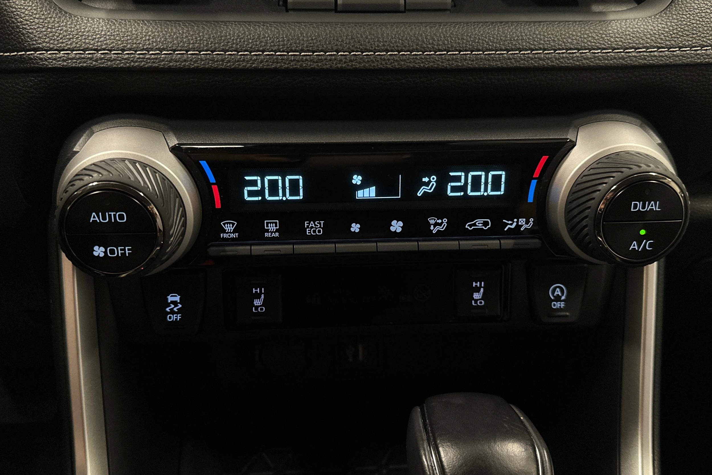 Toyota RAV4 2024 kuva 29.