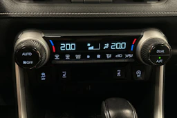Toyota RAV4 2024 kuva 29.