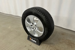 harmaa Toyota RAV4 2024 kuva 13.