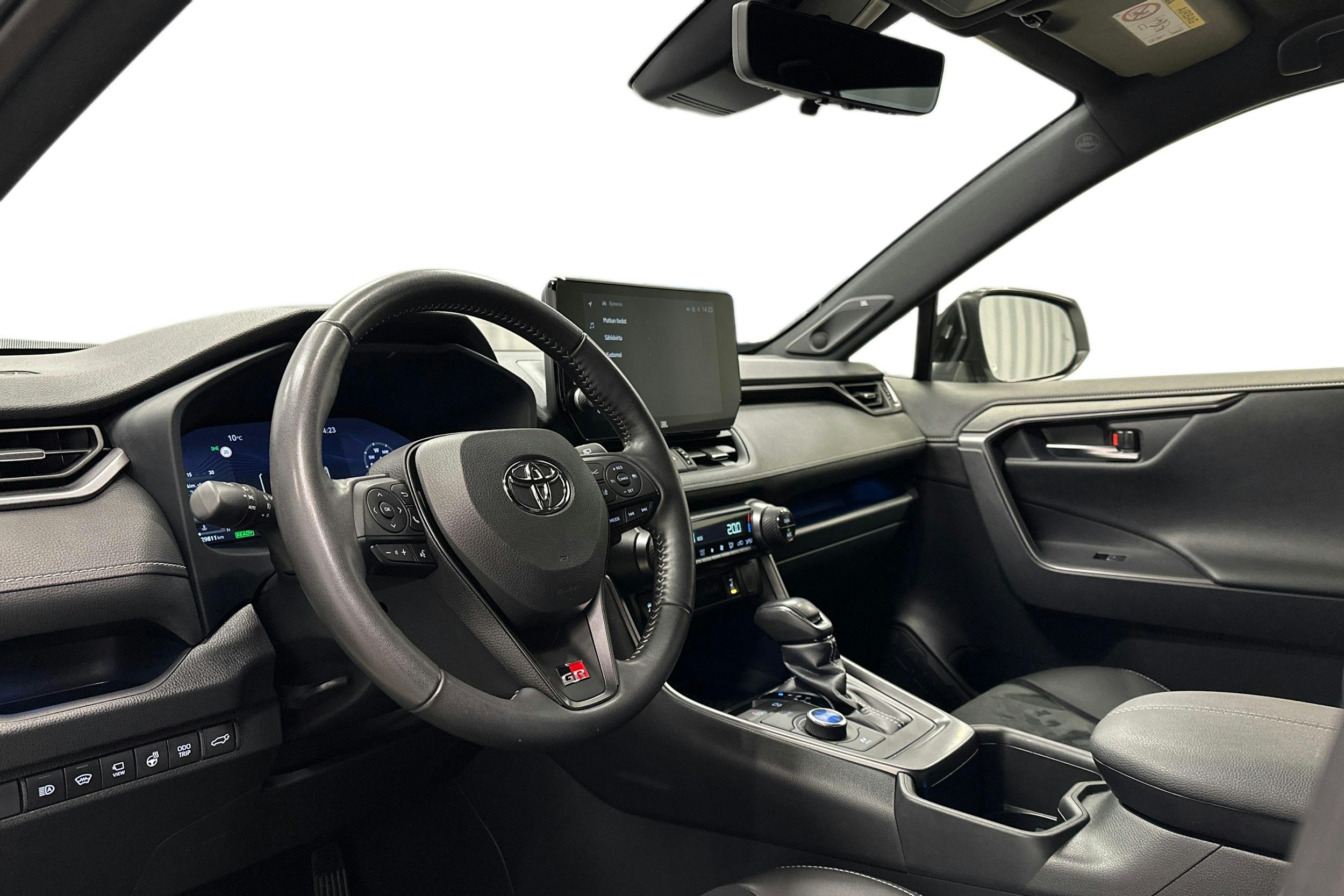 valkoinen Toyota RAV4 2024 kuva 7.