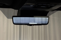 musta Toyota RAV4 2024 kuva 20.
