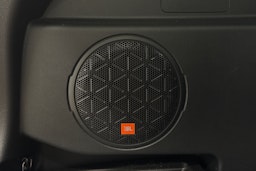 musta Toyota RAV4 2024 kuva 31.