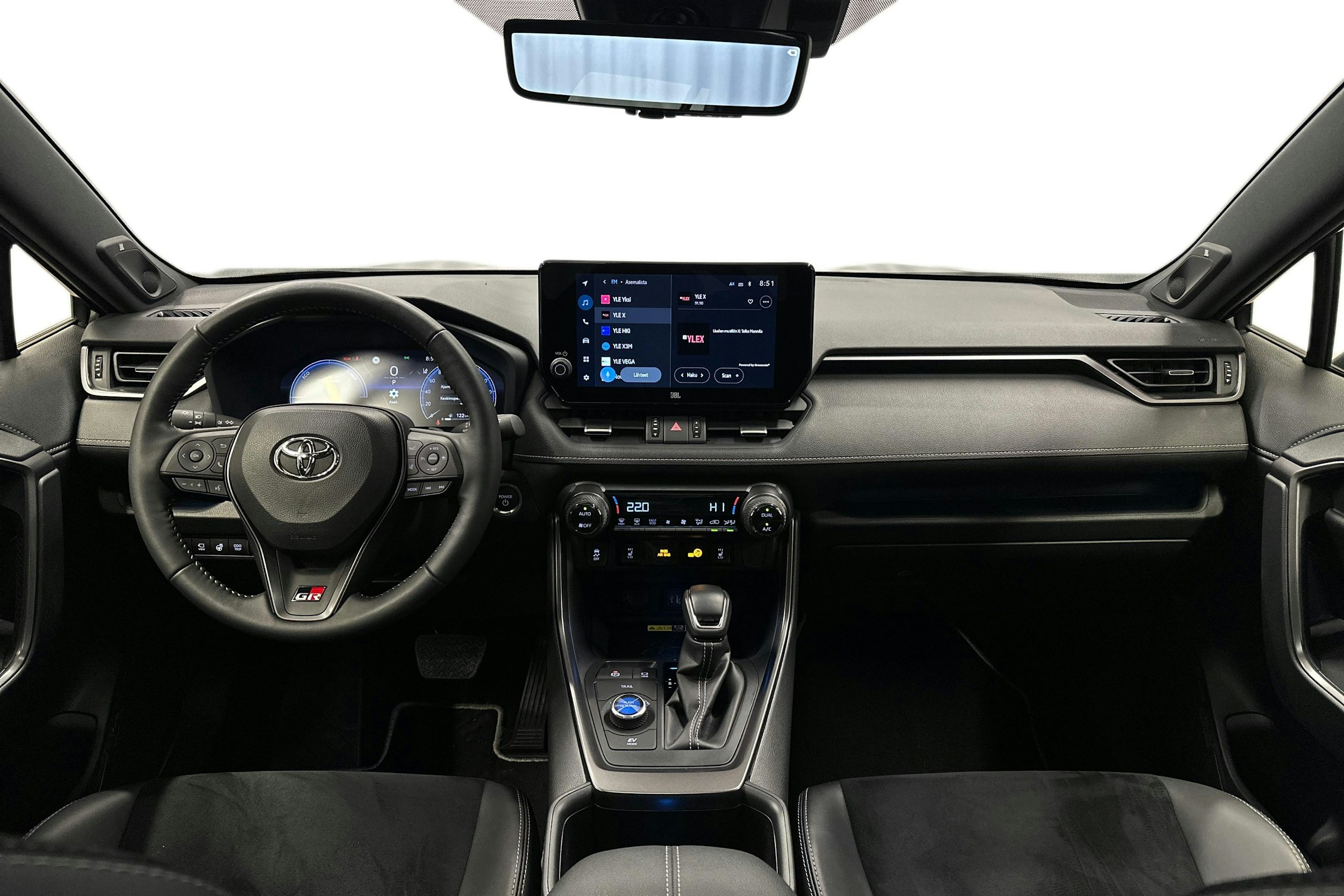 harmaa Toyota RAV4 2024 kuva 9.