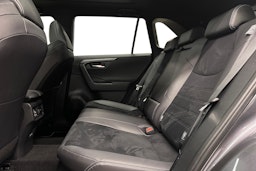 harmaa Toyota RAV4 2024 kuva 10.