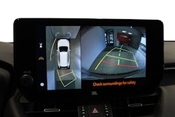 punainen Toyota RAV4 2024 kuva 9.