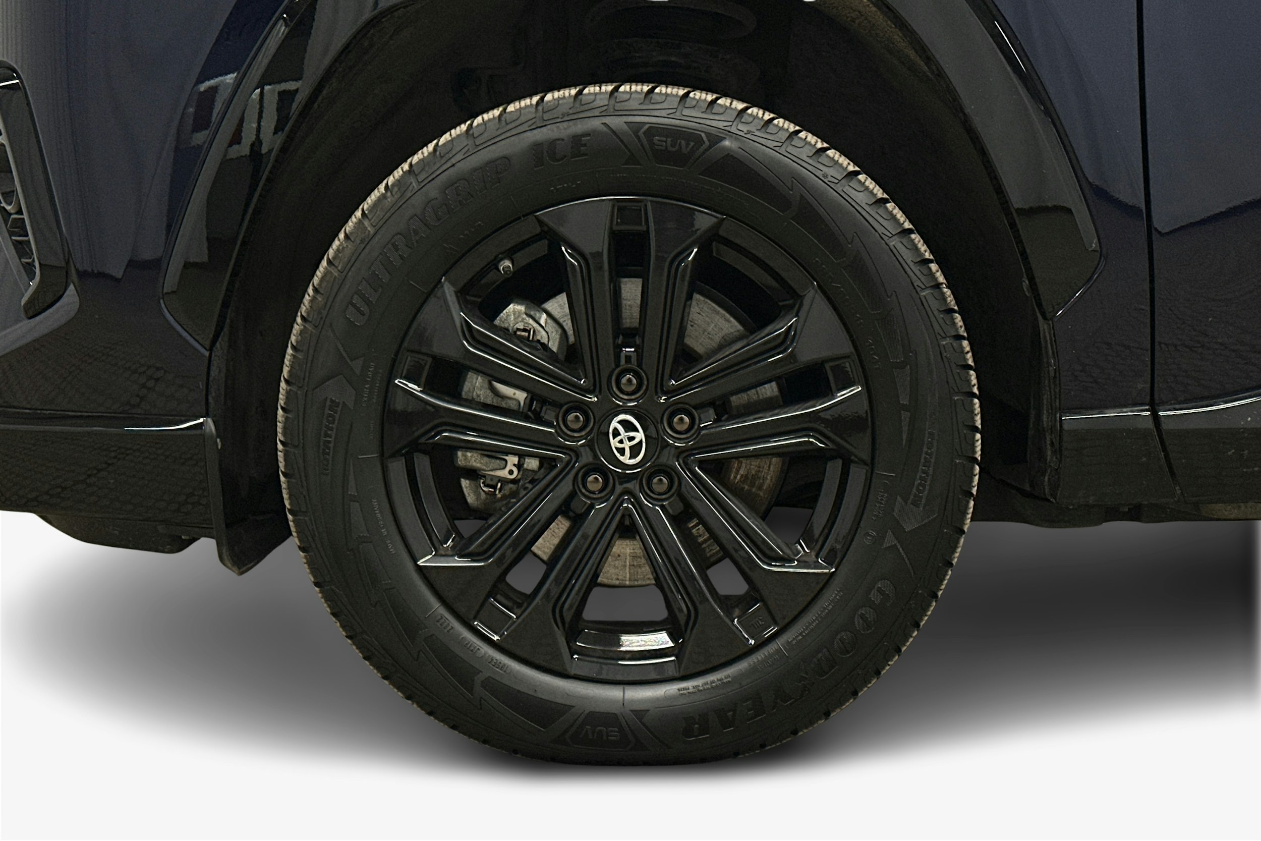 sininen Toyota RAV4 2024 kuva 11.