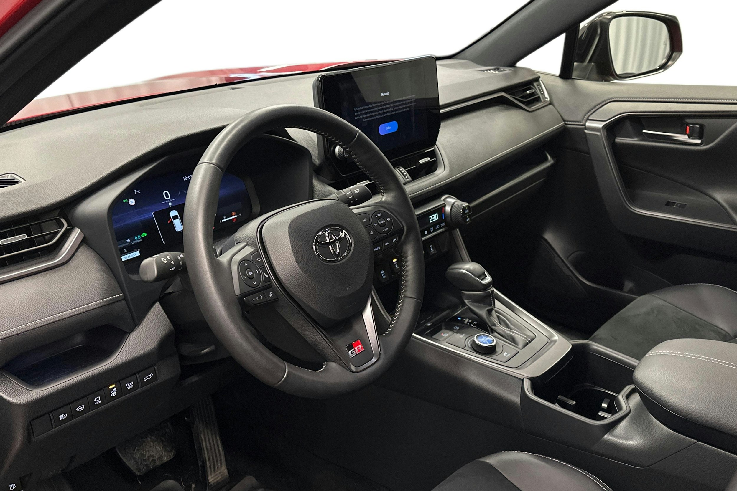 punainen Toyota RAV4 2025 kuva 7.