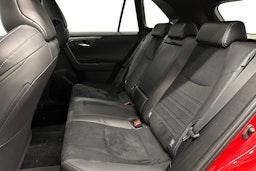 punainen Toyota RAV4 2025 kuva 10.