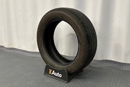 punainen Toyota RAV4 2025 kuva 13.