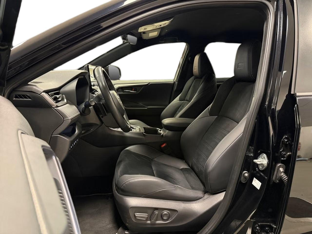 Toyota RAV4 2025, kuva 6/15