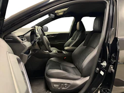 Toyota RAV4 2025 kuva 6.