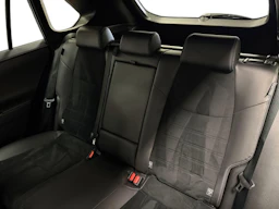 Toyota RAV4 2025 kuva 8.
