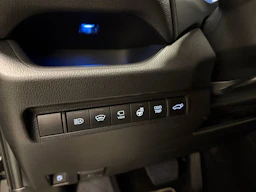 Toyota RAV4 2025 kuva 13.