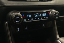 Toyota RAV4 2025 kuva 24.