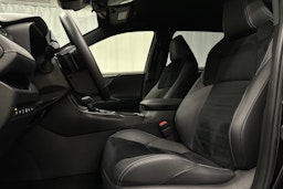 musta Toyota RAV4 2025 kuva 21.