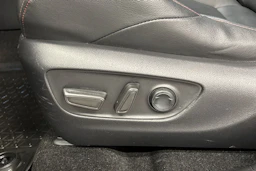 harmaa Toyota RAV4 Plug-in 2020 kuva 22.